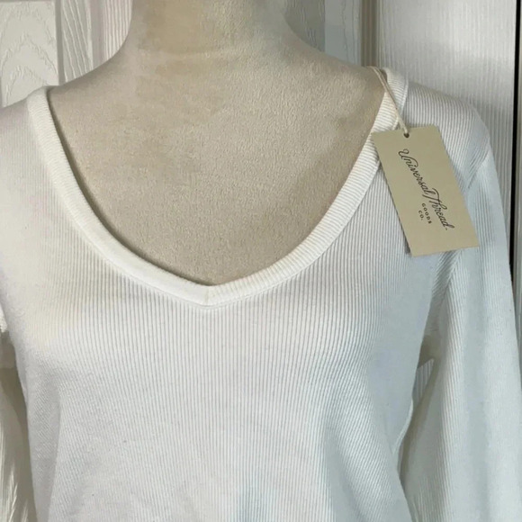 Universal Thread Women's Long
Sleeve Top Size XXL - Picture 3 of 9